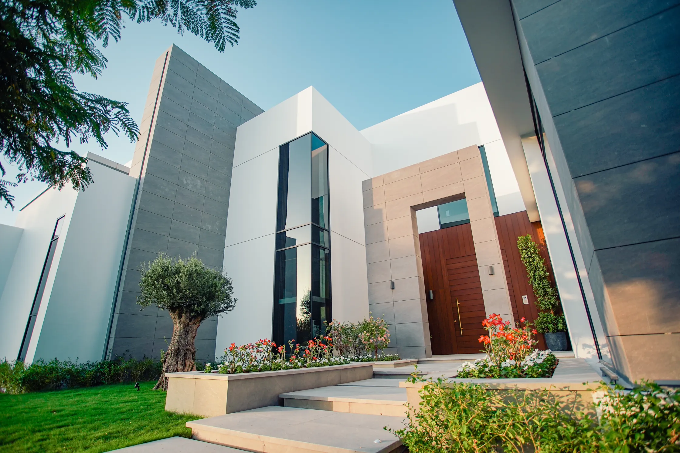 Al Barari: Exclusive Villas and Lush Landscapes