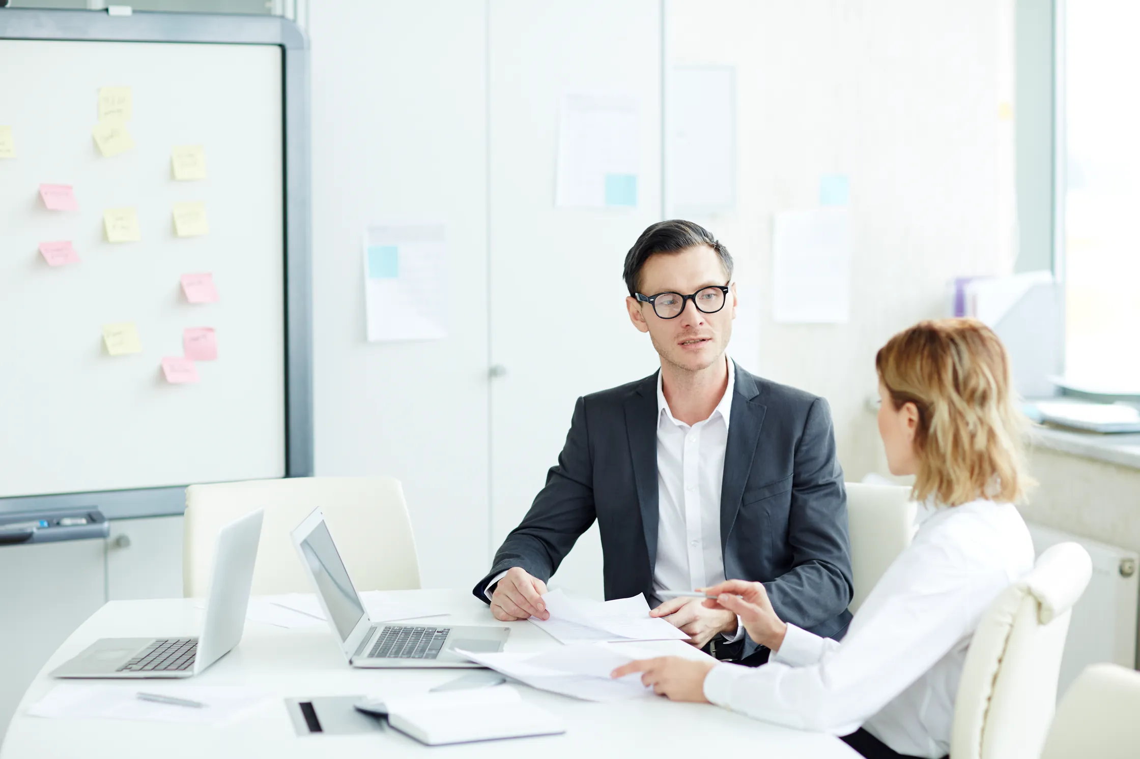 Choosing the Right Agent to Sell Your Dubai Property