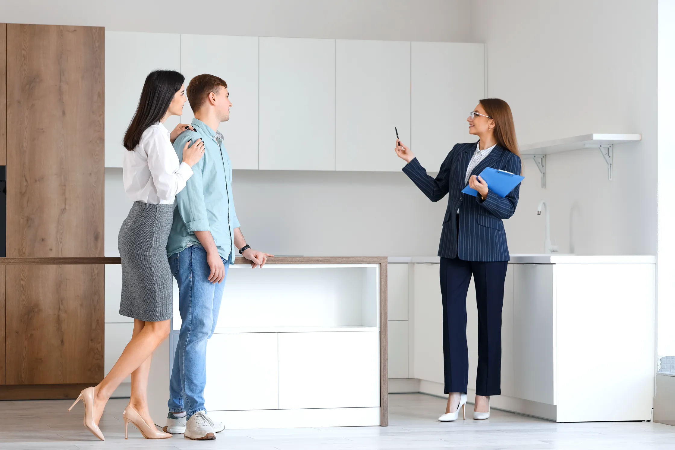 Selling Dubai Property Without an Agent: Pros and Cons